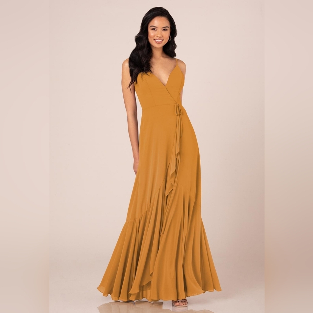 Harvest Gold Formal Gown Flowy Open Back Ruffle Skirt Size 10 Runs Small Fits 8